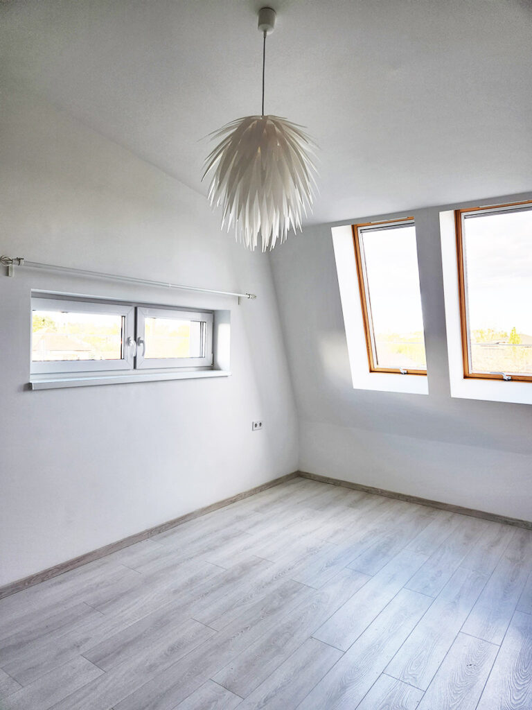 Kész 9-es lakás belső fotói.