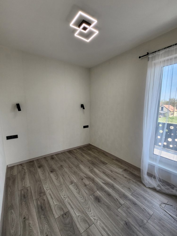 Kész 4-es lakás belső fotói.