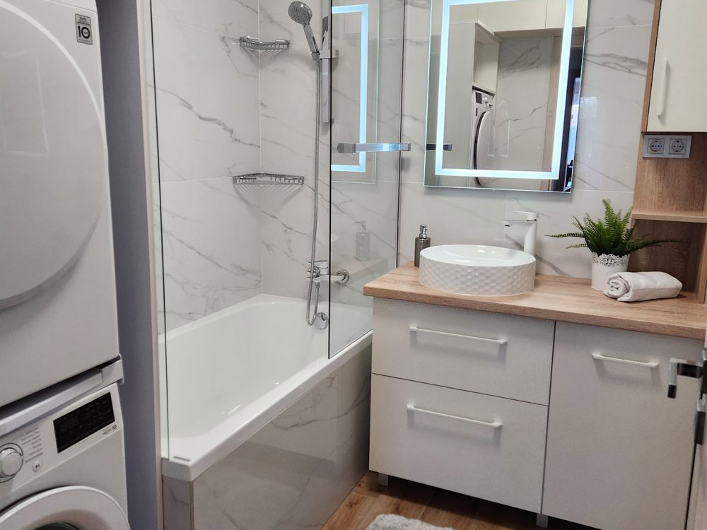 Kész 7-es lakás belső fotói.