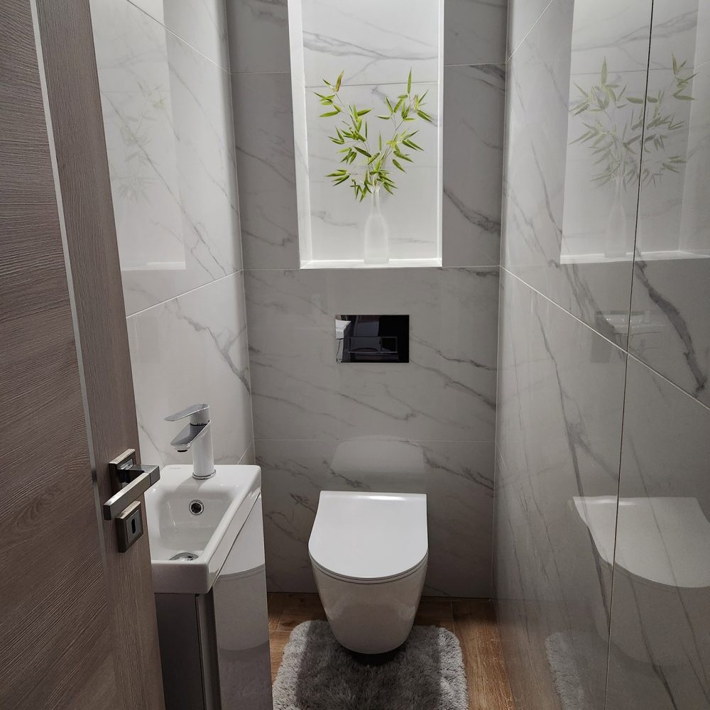 Kész 7-es lakás belső fotói.